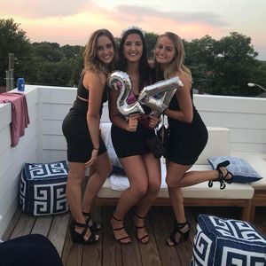 Meet your Posher, Sara